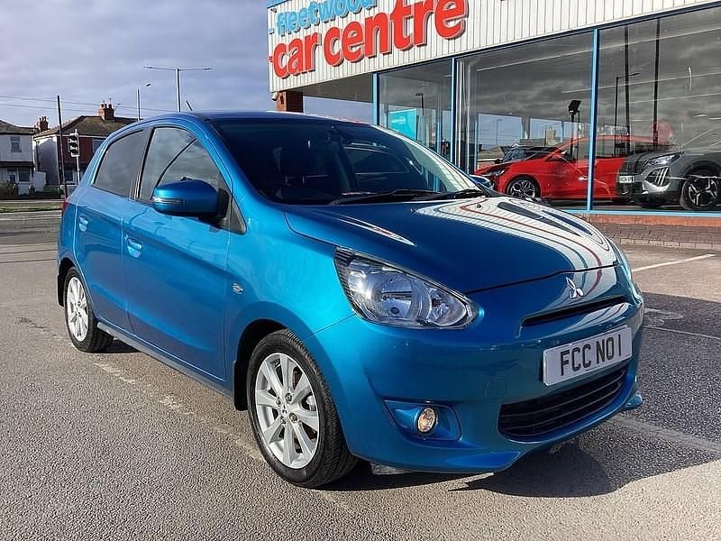 Used Mitsubishi Mirage 79 HP (58 kW) 2016 Blue Hatchback