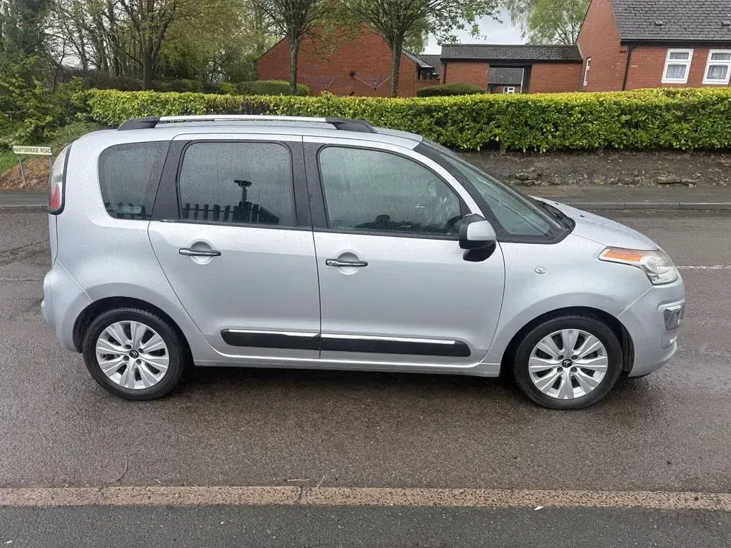 Used Citroën C3 Picasso Exclusive 120 HP (88 kW) 2015 Silver MPV