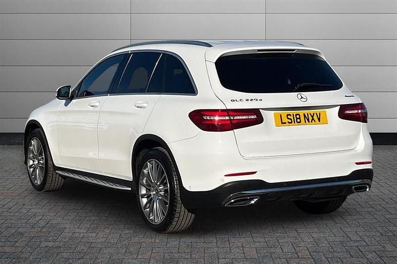 Used Mercedes GLC220 AMG line 170 HP (125 kW) 2018 White Estate