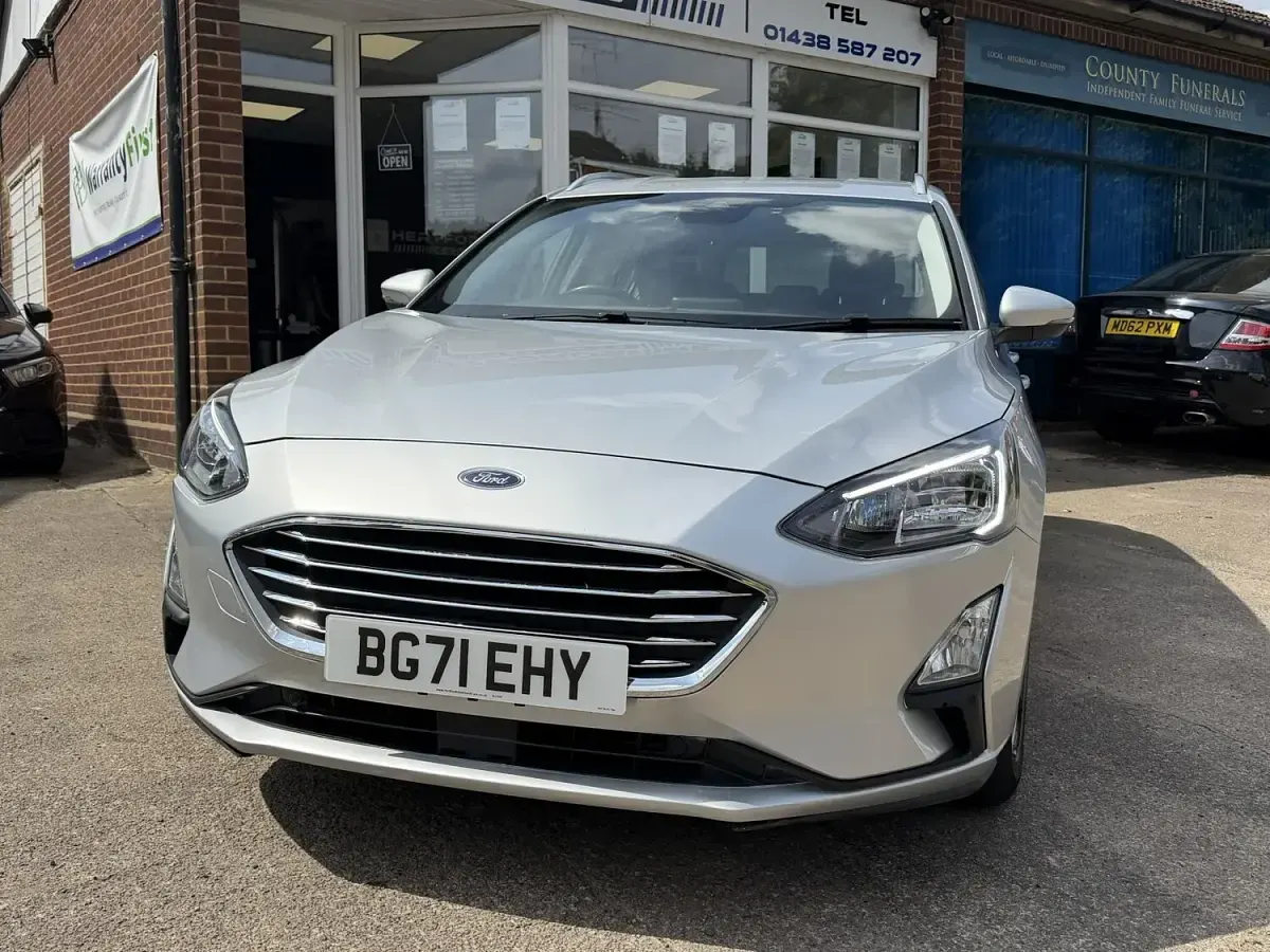 Used Ford Focus Titanium 125 HP (91 kW) 2021 Silver Estate