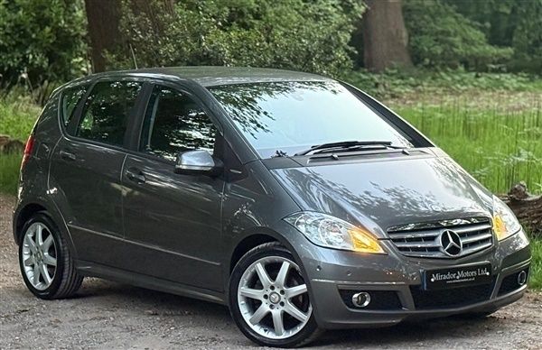 Grey Used 2012 Mercedes A180 Avantgarde Hatchback | £4,795 - Image 1/1