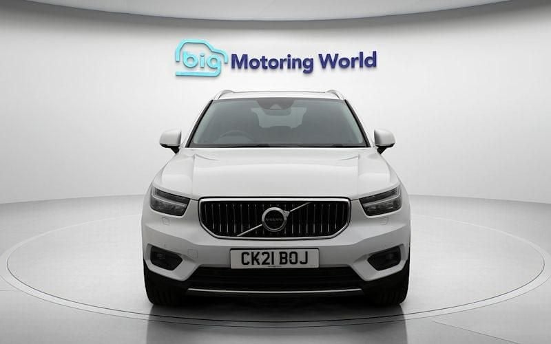 Used Volvo XC40 Inscription 262 HP (192 kW) 2021 White SUV