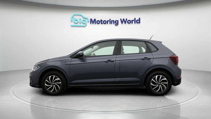 Begagnad VW Polo S 79 HK (58 kW) 2022 Grå Halvkombi