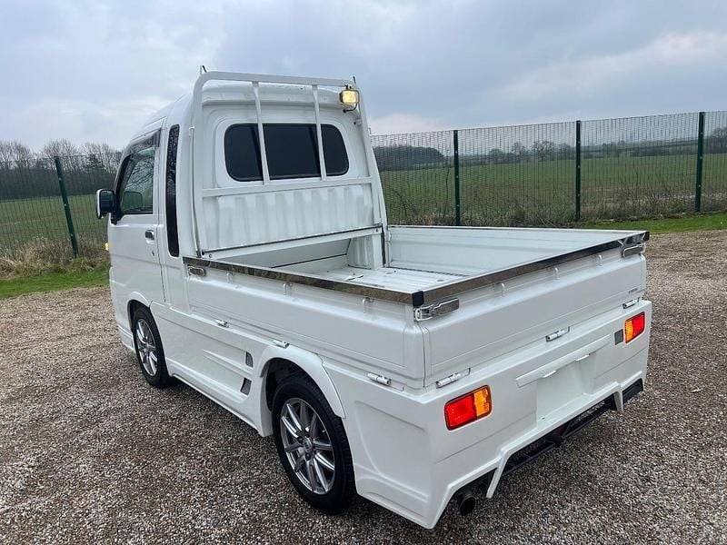 Used Daihatsu Hijet 2014 White MPV