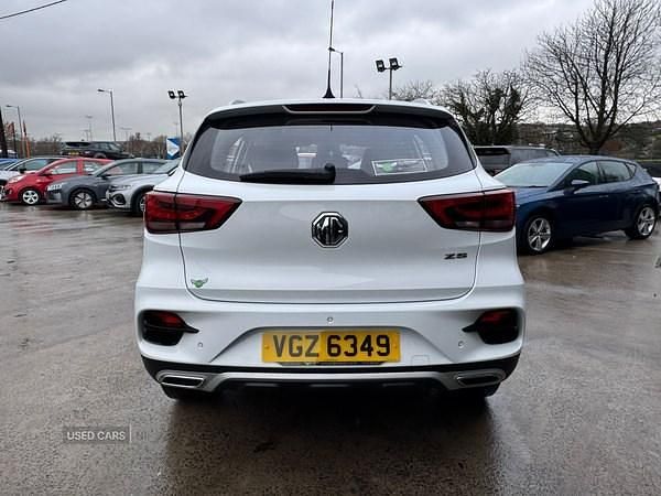 Used MG ZS Excite 2021 White Hatchback