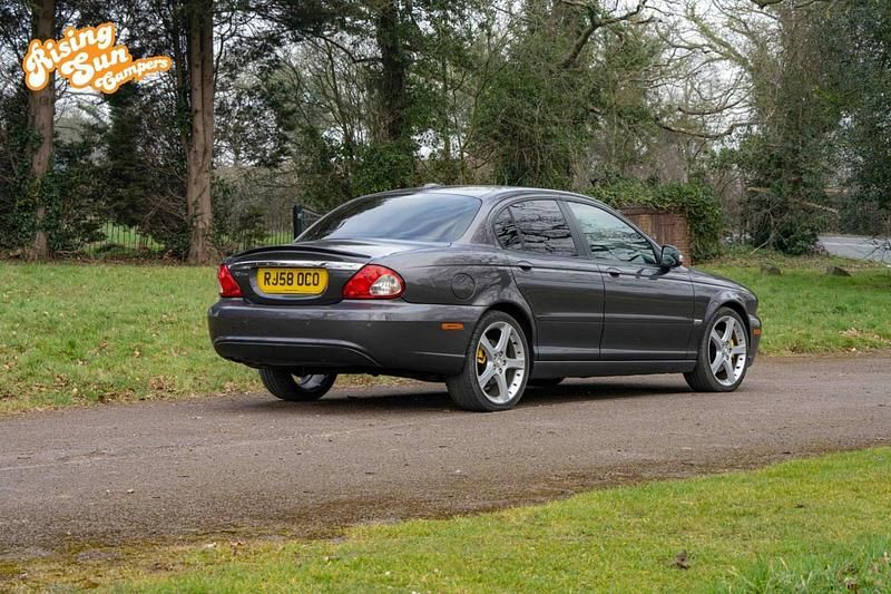 Used Jaguar X-type 143 HP (105 kW) 2008 Grey Sedan