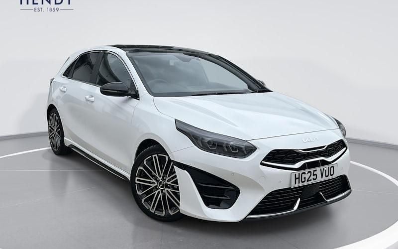 New 2025 Kia Ceed GT-Line S Hatchback | £25,649 (Super price) - Image 1/4