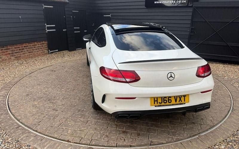 Usado Mercedes C63 AMG Premium 476 HP (350 kW) 2018 Coupé