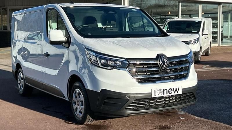 Used Renault Trafic 130 HP (95 kW) 2024 Solid  glacier white  MPV