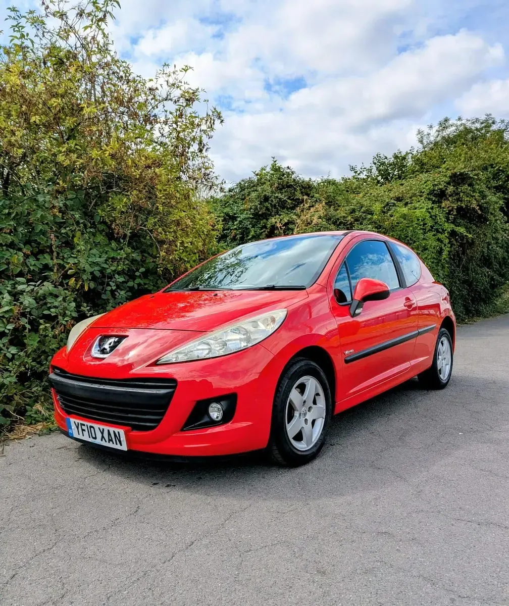 Used Peugeot 207 2010 Red Hatchback