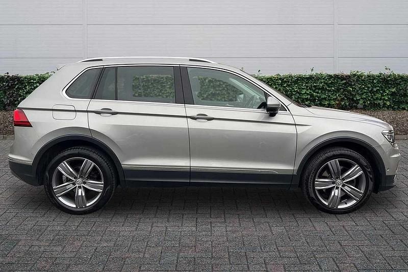 Used VW Tiguan SEL 190 HP (139 kW) 2018 Silver SUV