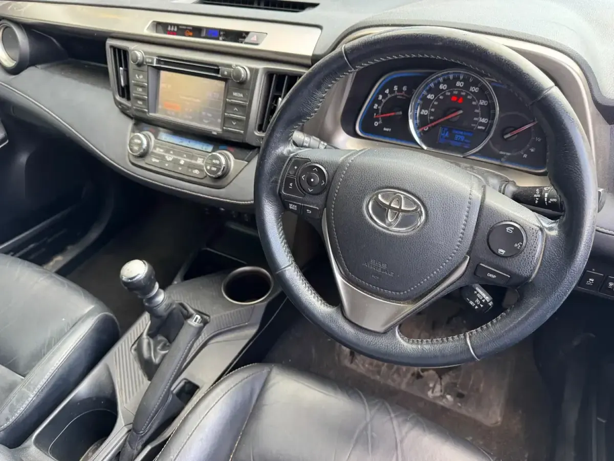 Used Toyota RAV4 2013 Green SUV