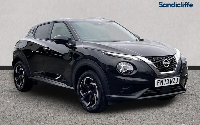 Used Nissan Juke N-Connecta 114 HP (83 kW) 2023 Black SUV