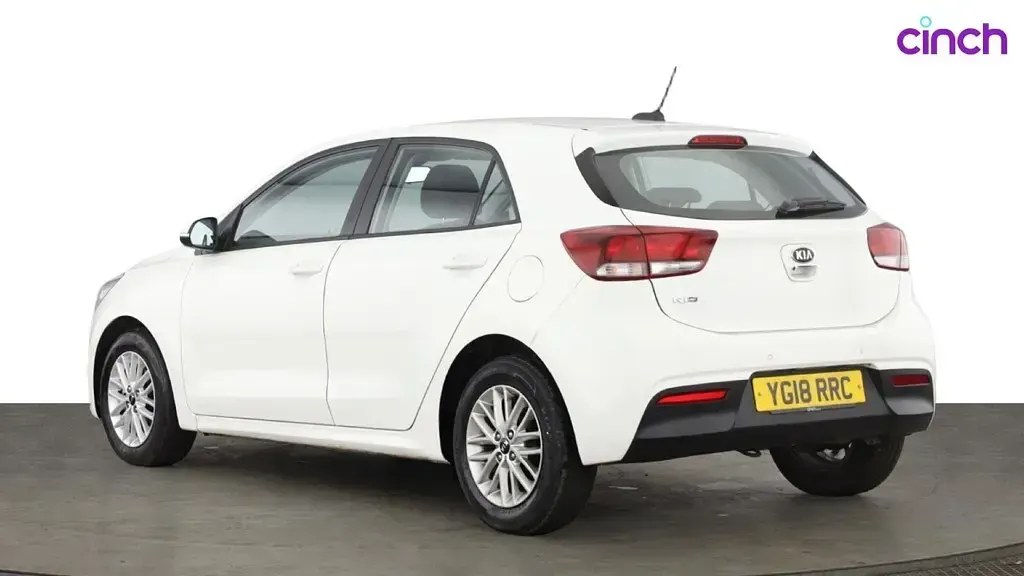 Used Kia Rio 2018 White Hatchback