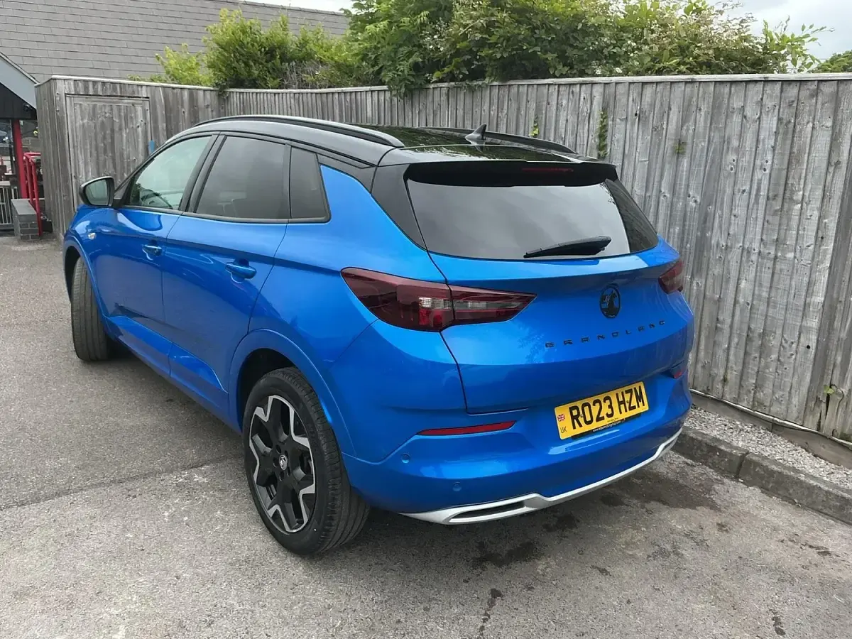 Used Vauxhall Grandland X Ultimate 130 HP (95 kW) 2023 Blue SUV