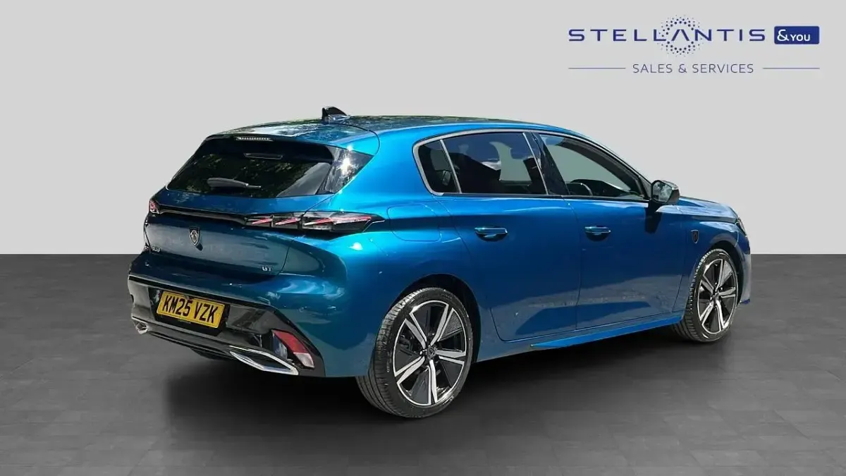 Used Peugeot 308 GT 134 HP (98 kW) 2025 Blue Hatchback