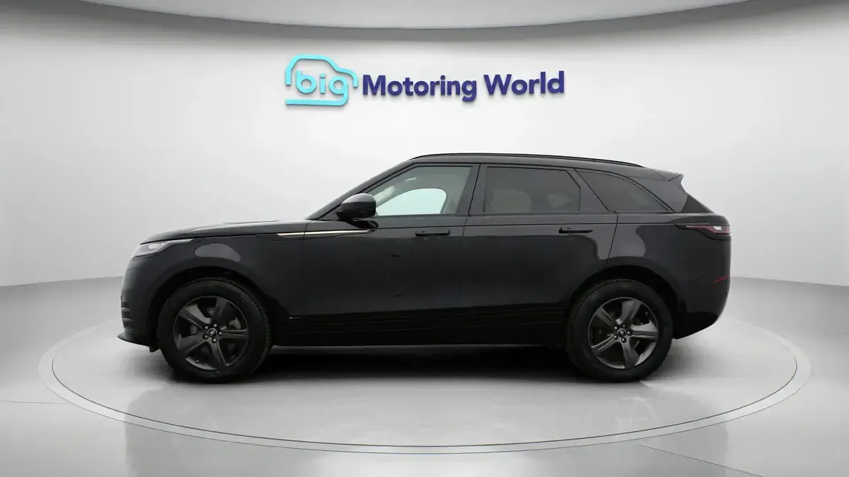 Usado Land Rover Range Rover Velar R-Dynamic 204 HP (150 kW) 2021 Preto SUV
