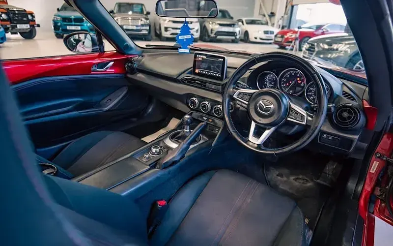 Used Mazda MX5 160 HP (117 kW) 2018 Cabriolet