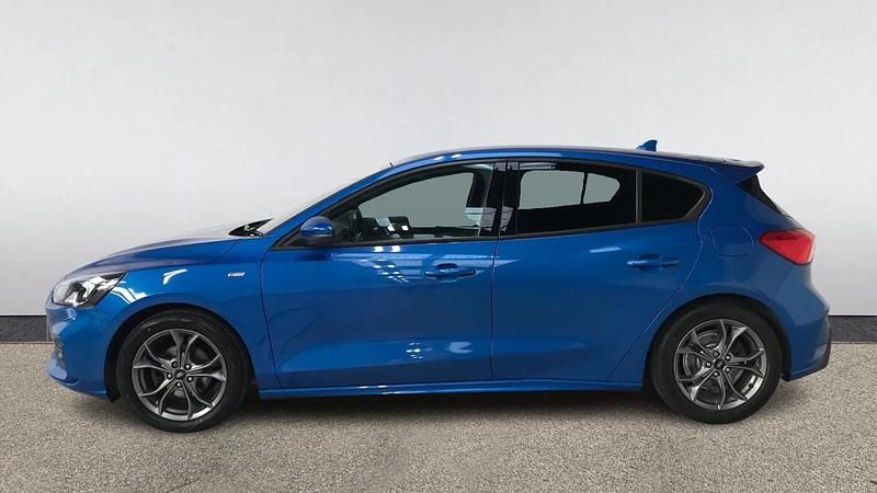 Used Ford Focus ST-Line 125 HP (91 kW) 2020 Blue Hatchback