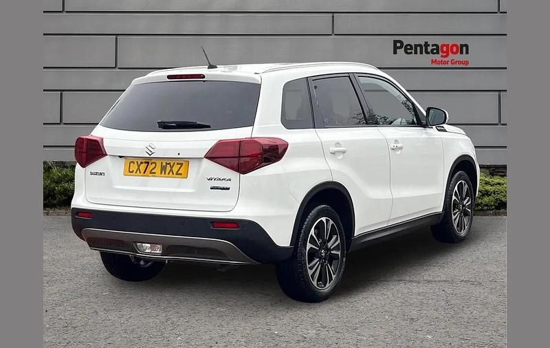 Used Suzuki Vitara SZ5 116 HP (85 kW) 2022 White SUV