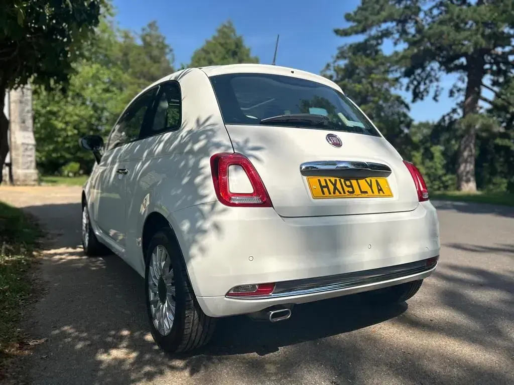 Used Fiat 500 Lounge 69 HP (50 kW) 2018 White Hatchback