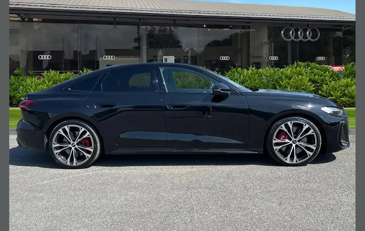 Used Audi A5 Advanced 362 HP (266 kW) 2025 Black Sedan