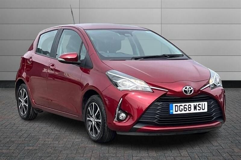 Tokyo red Used 2018 Toyota Yaris Hatchback | £12,795 (Fair price) - Image 1/4