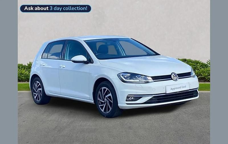 Used VW Golf VIII Edition 113 HP (83 kW) 2020 White Hatchback