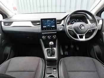 Second-hand Renault Captur Techno 91 CP (66 kW) 2022 Gri SUV