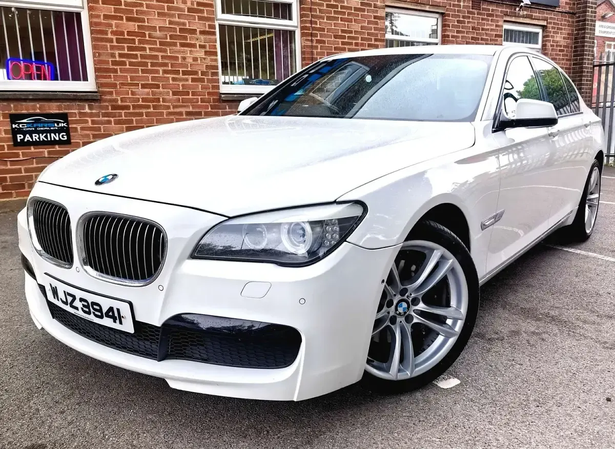 Used BMW 730 Executive 241 HP (177 kW) 2012 White Sedan