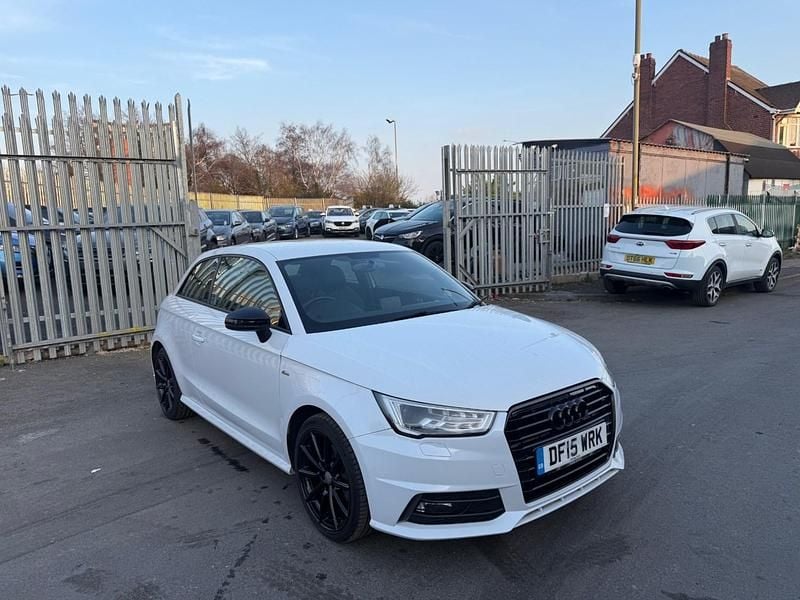 Begagnad Audi A1 S-Line 2015 Vit Halvkombi