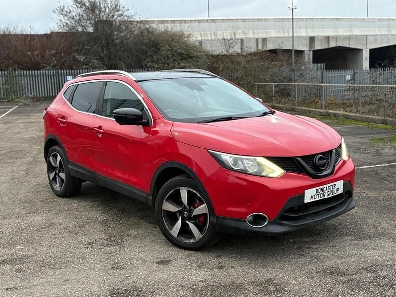 Red Used 2016 Nissan Qashqai N-TEC SUV | £5,995 (Good price) - Image 1/4