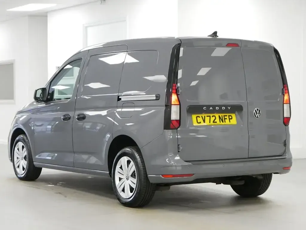 Used VW Caddy 122 HP (89 kW) 2022 Grey MPV