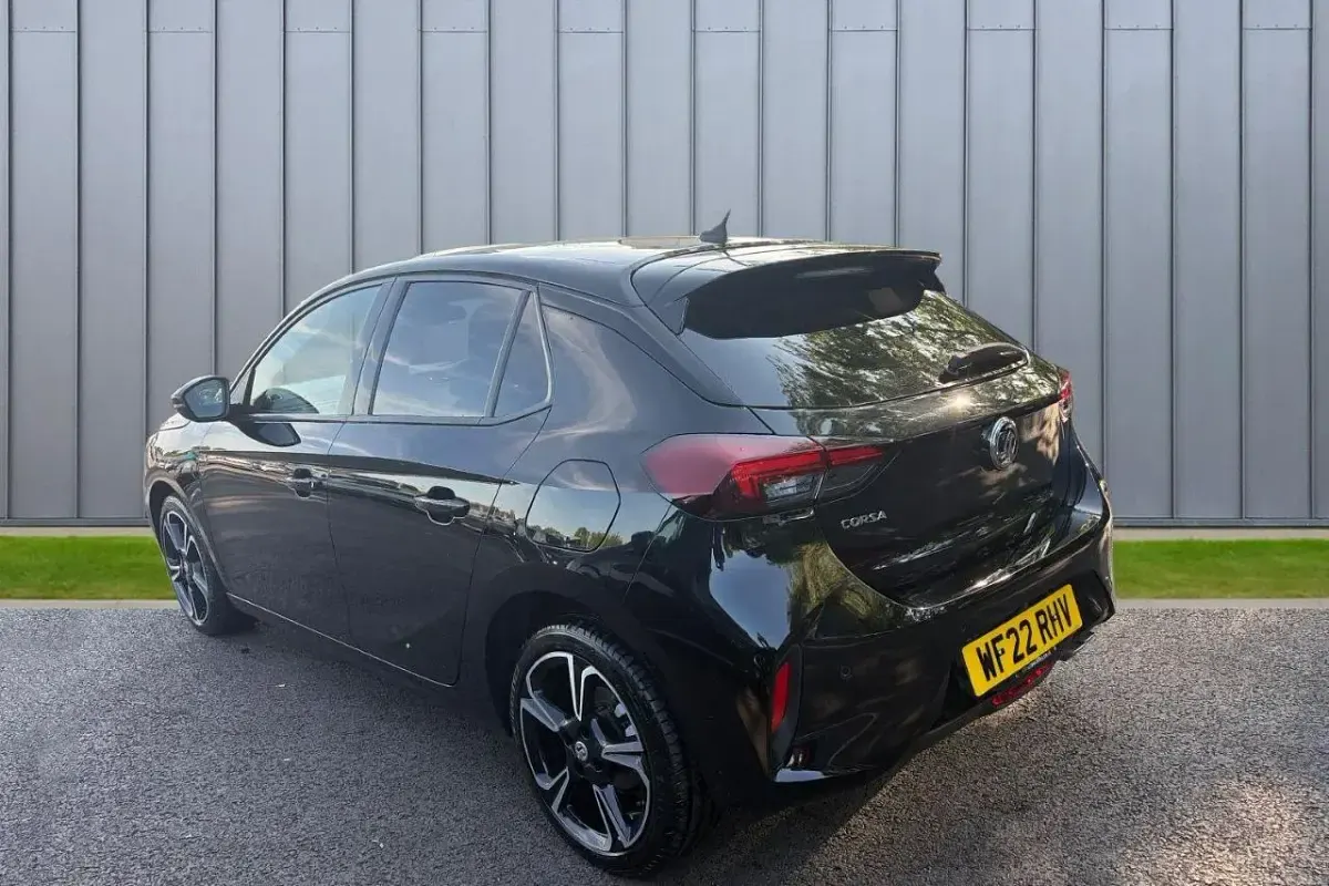Used Vauxhall Corsa Edition 128 HP (94 kW) 2022 Black Hatchback