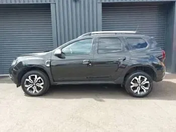 Second-hand Dacia Duster Prestige 130 CP (95 kW) 2022 Negru SUV