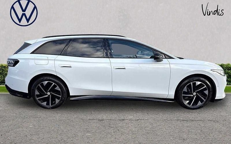 Used VW ID.7 Pro 210 kW (286 HP) 2025 White Estate