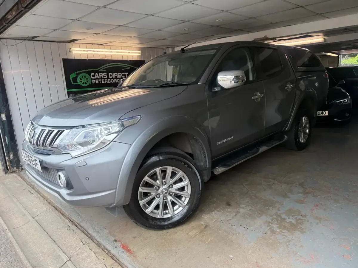 Used Mitsubishi L200 181 HP (133 kW) 2016 Grey Pickup