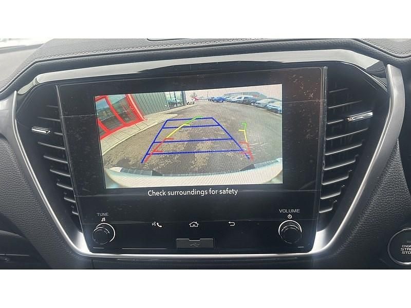 New Isuzu D-Max 163 HP (119 kW) 2025 Splash white Pickup