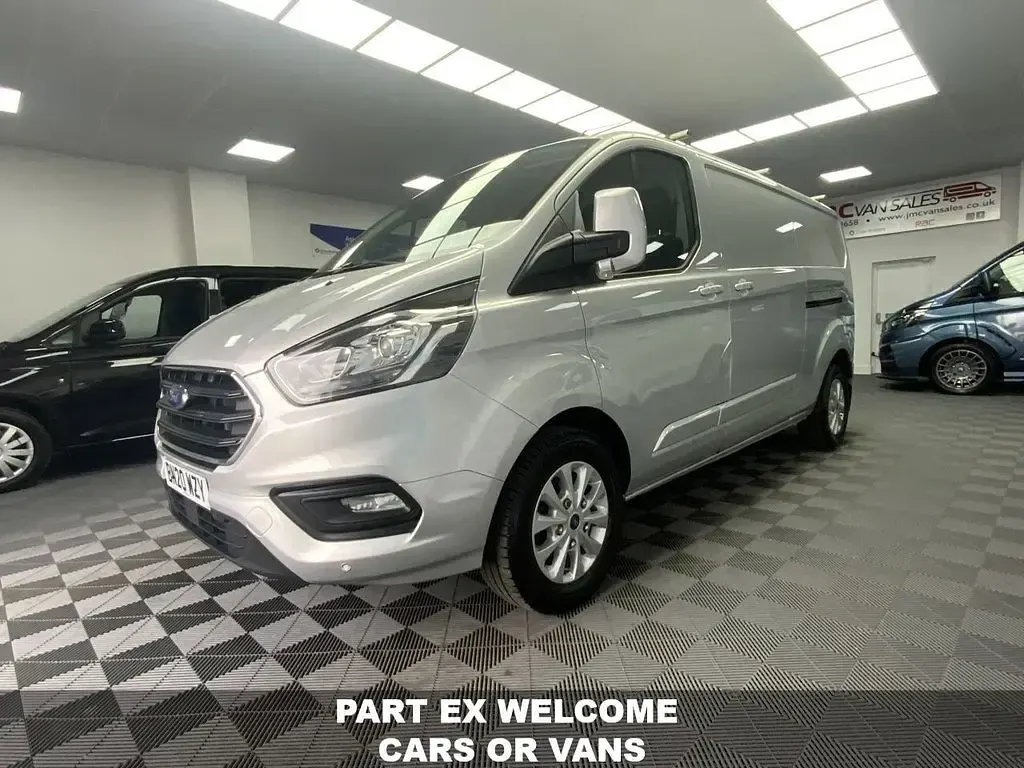 Used Ford Transit Custom Limited 130 HP (95 kW) 2020 Silver