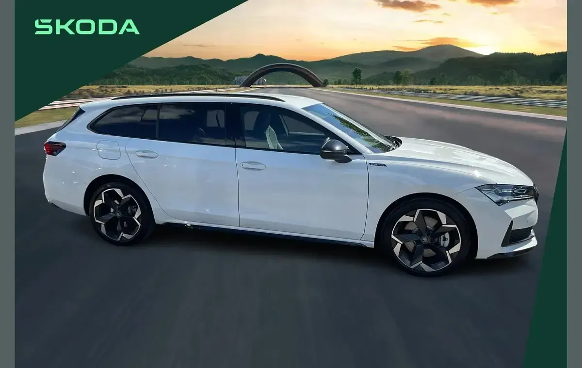 Nouă Skoda Superb SportLine 200 CP (147 kW) 2025 Alb Break