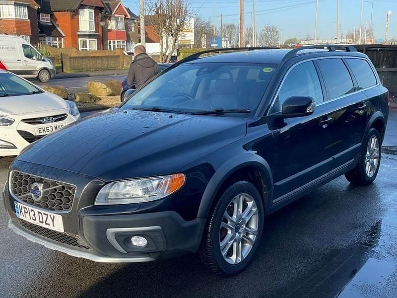 Used Volvo XC70 SE Lux 2013 Black Estate