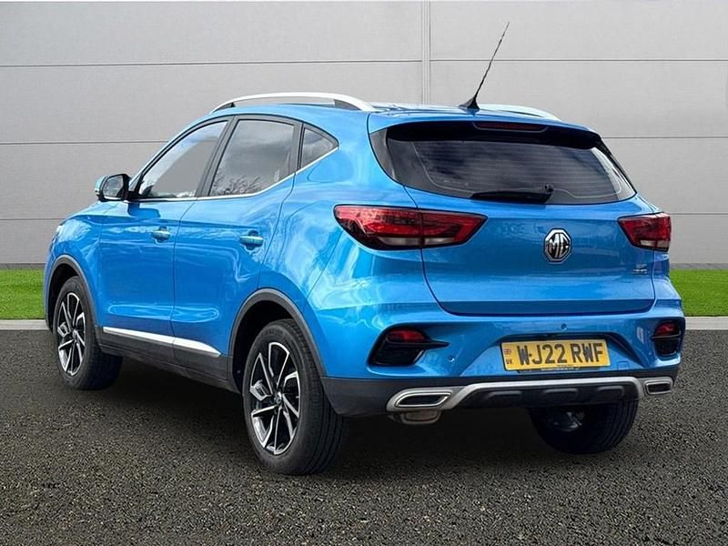 Used MG MG3 106 HP (77 kW) 2022 Blue Hatchback