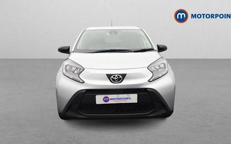 Used Toyota Aygo X PURE 72 HP (52 kW) 2025 SUV