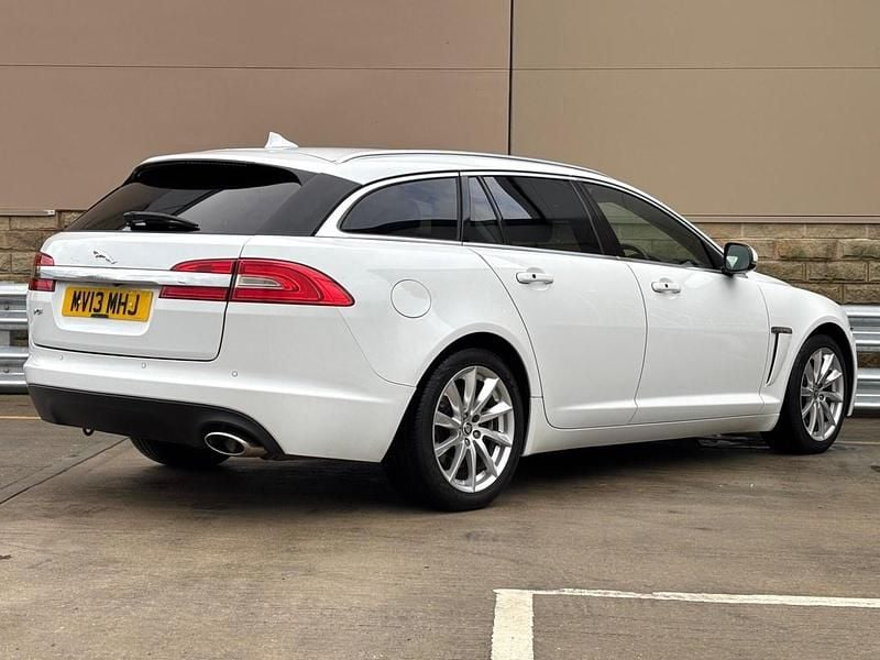 Used Jaguar XF Sportbrake Premium Luxury 2013 White Estate