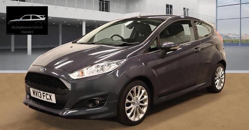 Grey Used 2013 Ford Fiesta Zetec Hatchback | £4,995 (Fair price) - Image 1/4