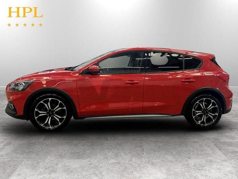 Used Ford Focus Active X 155 HP (114 kW) 2021 Red Hatchback
