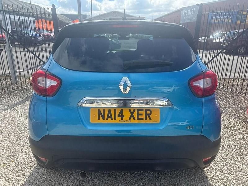 Used Renault Captur Dynamique 90 HP (66 kW) 2014 Blue SUV
