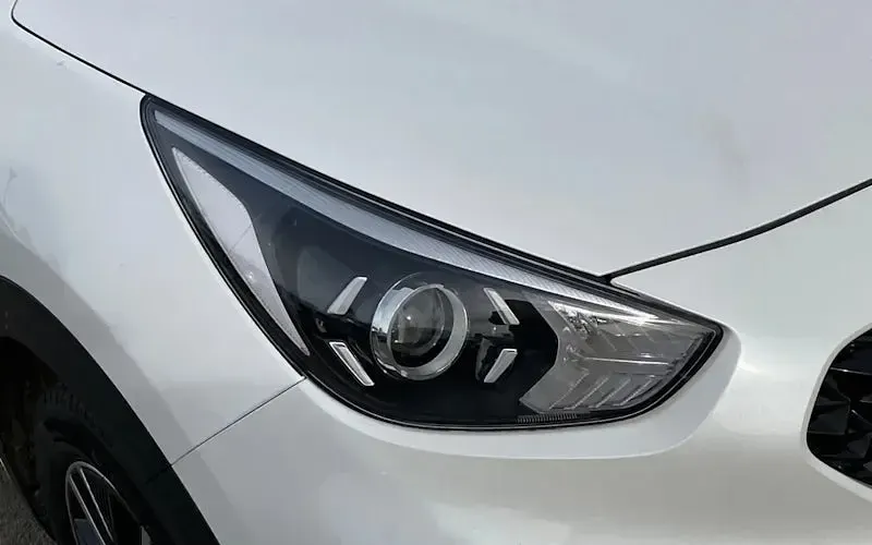 Used Kia Niro 141 HP (103 kW) 2022 White SUV