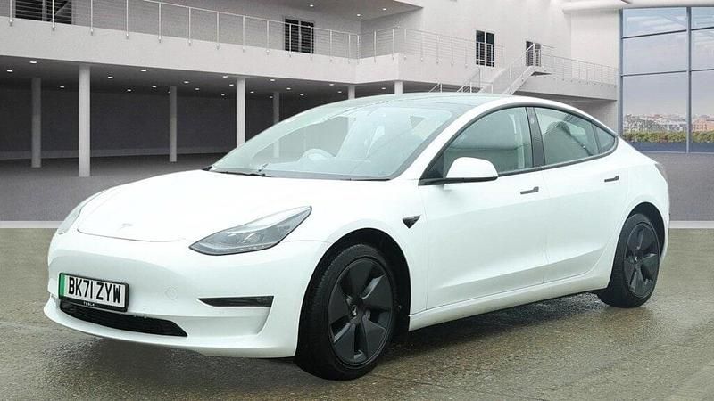 Used Tesla Model 3 Long Range AWD 254 kW (346 HP) 2021 White Sedan