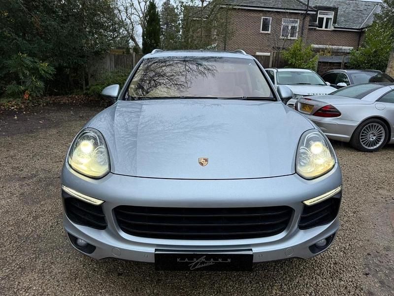 Używany Porsche Cayenne 2014 Srebrny SUV